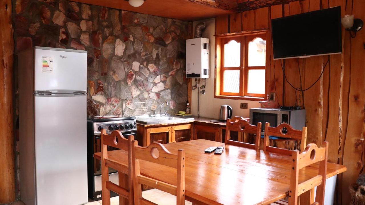 Cabanas Aitue Futaleufú المظهر الخارجي الصورة
